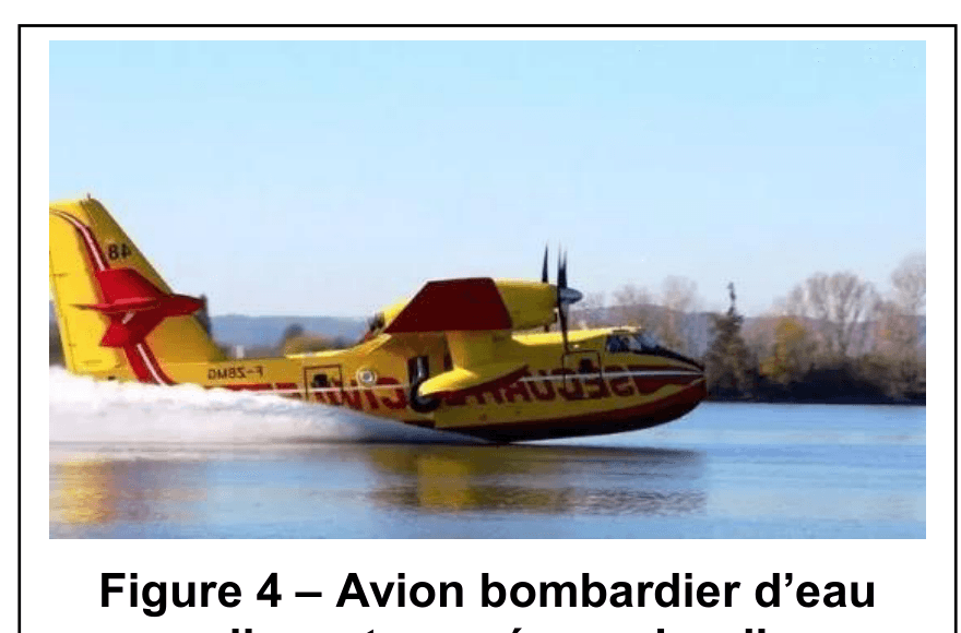 Figure 4 : avion bombardier d'eau effleurant un plan d'eau pour remplir son réservoir