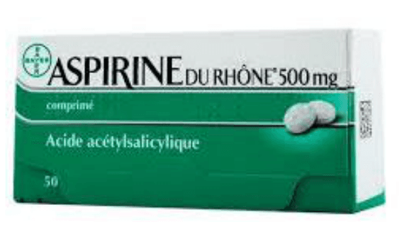 Photographie d'une boîte de médicament verte et blanche portant la mention aspirine 500 mg, comprimé, acide acétylsalicylique, et le chiffre 50.